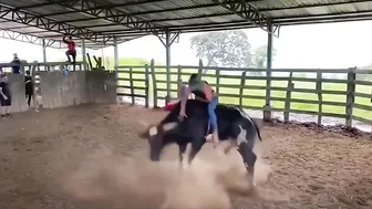 Rodeo Rider Jumps His Final Rodeo