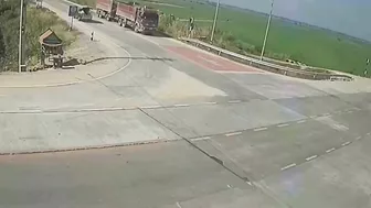 Russian Truck Accident
