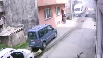 Small Plane Crashes Into Residential Area