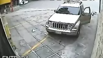 Thief Shot Dead While Stealing Car