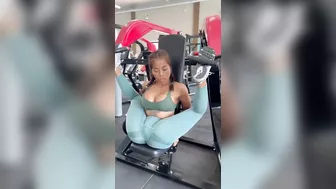 Thirsty Fitness Girl Doing Shoulder Press With Her Legs