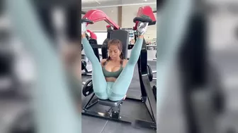 Thirsty Fitness Girl Doing Shoulder Press With Her Legs