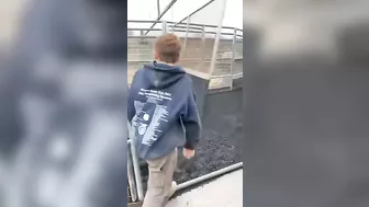 The Huge Device Itself Is Used To Train Horses