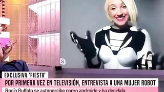 This Woman Really Thinks She Is A Robot