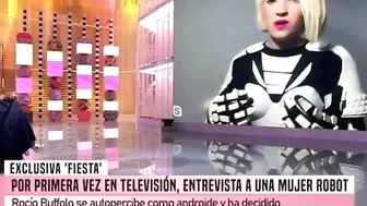 This Woman Really Thinks She Is A Robot