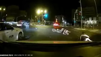 Three Cyclists Hit A Taxi