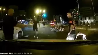 Three Cyclists Hit A Taxi