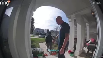 Thugs Brutally Beat FedEx Deliveryman