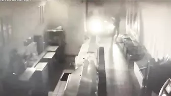 Thugs Rammed Car Into Ice Cream Shop, Stole ATM And Vandalized It