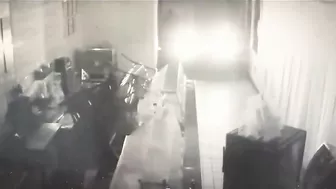 Thugs Rammed Car Into Ice Cream Shop, Stole ATM And Vandalized It
