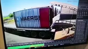 Truck Driver Plays Prank On Forklift Driver