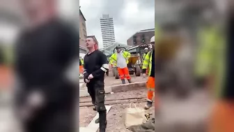 Madman Tries To Fight Construction Worker