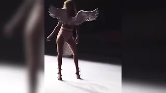 Victoria's Secret Supermodels Coped Well