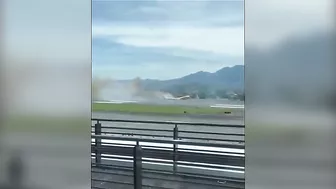 Wilde's Video Shows A Boeing 757 Broken In Half