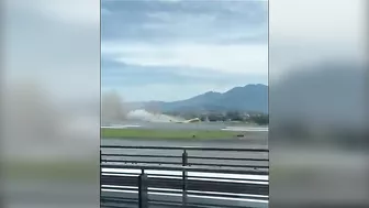 Wilde's Video Shows A Boeing 757 Broken In Half