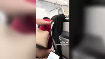 Woman Threatens To Urinate On Plane