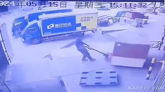 No Situational Awareness