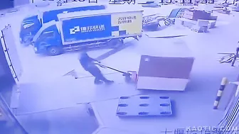 No Situational Awareness