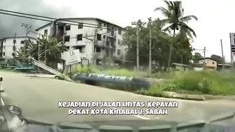 Car Plunges Into Sewer In Malaysia