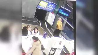 An Elderly Passenger Mistook The Baggage Carousel For A Moving Walkway