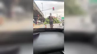 Banana Thieves Plan Robbery At Perfect Timing