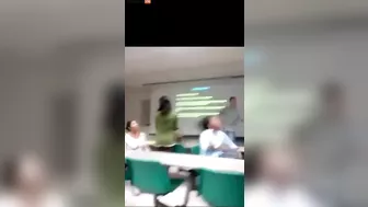 Black College Student Loses Mind In Class And Threatens To Kill Her