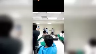 Black College Student Loses Mind In Class And Threatens To Kill Her