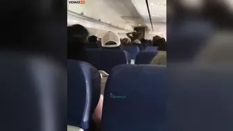 Black Woman Strips Naked On Southwest Airlines Flight And Starts Screaming