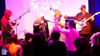 Singer Of Canadian Punk Band Deals With Nazis In Audience