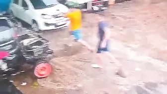 The Owner Of The Car Wash Shop Didn't Know That He Was Persecuted To Death