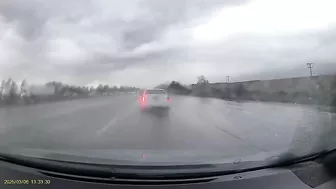 This Inattentive Driver's Situation Was Close