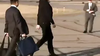 Elon Does Everything He Can To Avoid Looking At Carolyn Levitt