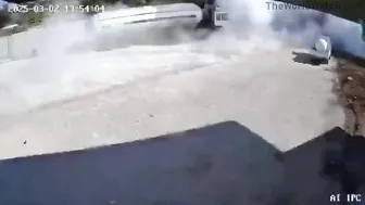 3 2 1 The Tanker Truck Turns Into A Missile