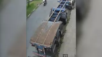 Girl Commits Suicide On New Motorcycle For The First Time