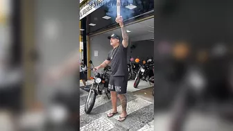 This Has To Be The Funniest Thing I've Seen Today.