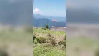 Hang Glider Crashes In Mid-air, Pilot Falls To Death