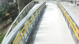 I Bet You're Having A Better Day Than This Poor Guy