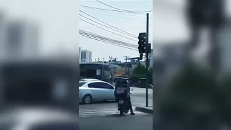 Idiot Who Tried To Steal Wires Was Blown To Death