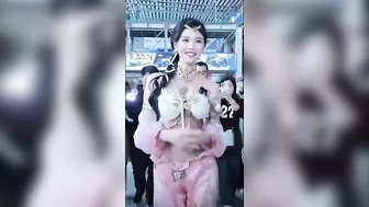 In China, They Know Exactly What Car Enthusiasts Like To See