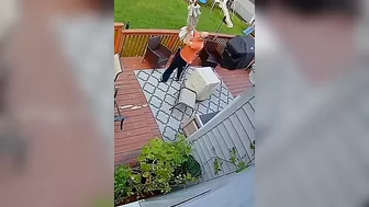 I'm Just About To Put Up This Parasol