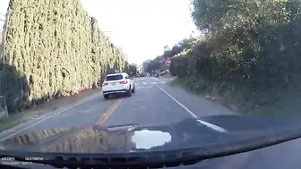 Los Angeles Driver This Is A Pedestrian Street With A Lot Of People.
