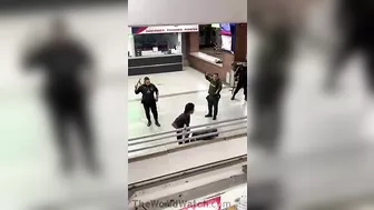 Mall Security Has Its Busiest Day In A Long Time