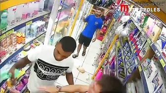 Man Beats Up Beautiful Wife In Supermarket