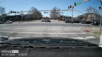 The Mitsubishi Ran Over The Three Cars Behind It, And They All Honked Their Horns