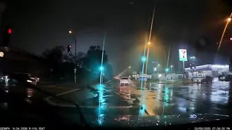 OC Idiot Turn Left On Red