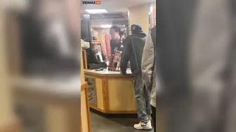 Pizza Hut Employee Deals With Wild Karen