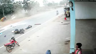 Seven Killed In Collision Between Speeding Car And Rickshaw