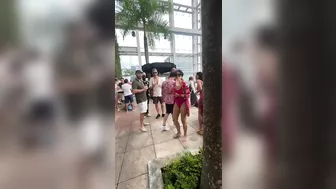 Summons Elaine In A Sarong