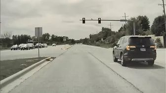 Idiots Who Do This Always Hesitate When The Light Turns Green.