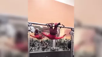 There Is Always An Impressive Person In Every Gym